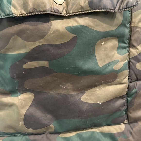 Forever 21 plus size camo green zip snap winter puffer coat jacket women’s 2X - Picture 9 of 12